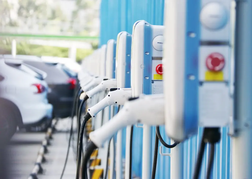 Anwendung der Fahrzeug halterung Tablette in der Ladestation Pile-Industrie